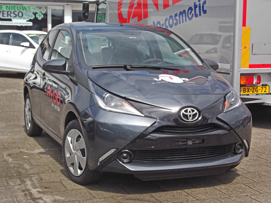 TOYOTA AYGO 1.0 VVT-I DYNAMIC Essence